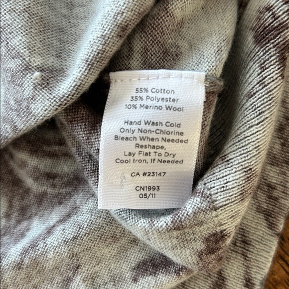 Talbots Marino wool blend floral print cottagecore cardigan women’s L - Picture 4 of 5